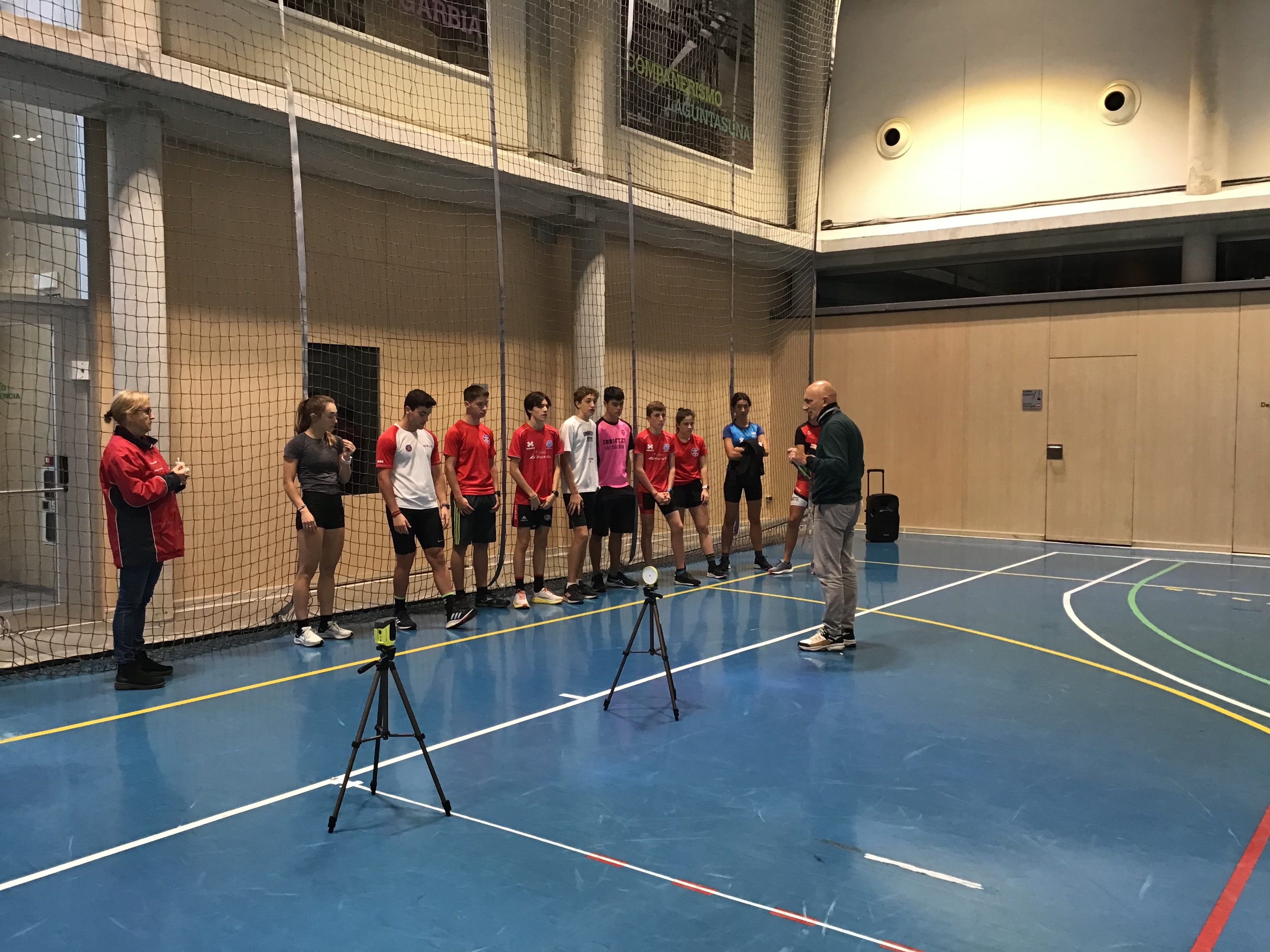 Pruebas físicas en el Grupo de Perfeccionamiento de Esquí de Fondo